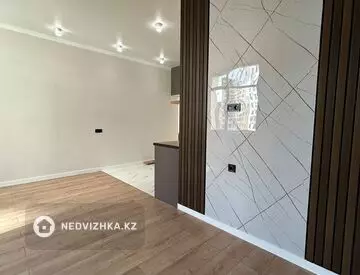 2-комнатная квартира, этаж 10 из 17, 51 м²