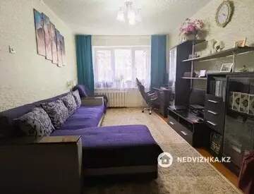 3-комнатная квартира, этаж 1 из 5, 62 м²