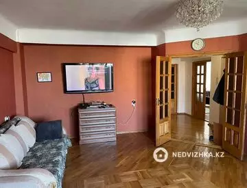 3-комнатная квартира, этаж 9 из 9, 91 м²