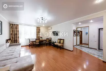 3-комнатная квартира, этаж 4 из 9, 105 м²