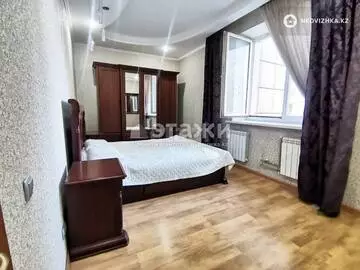 2-комнатная квартира, этаж 5 из 20, 82 м², на длительный срок