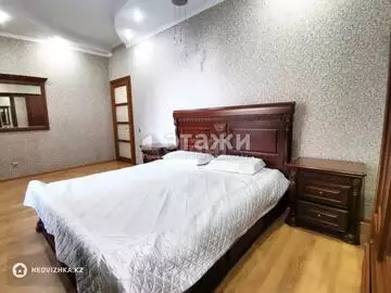 2-комнатная квартира, этаж 5 из 20, 82 м², на длительный срок