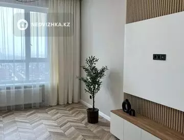 2-комнатная квартира, этаж 13 из 17, 63 м²