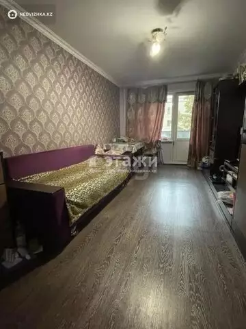 2-комнатная квартира, этаж 4 из 5, 43 м²