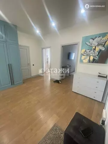 4-комнатная квартира, этаж 11 из 16, 92 м²