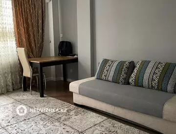 2-комнатная квартира, этаж 3 из 12, 57 м²