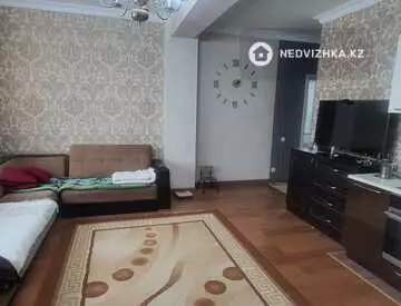 3-комнатная квартира, этаж 11 из 43, 90 м²