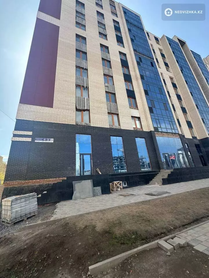 93 м², 4-комнатная квартира, этаж 4 из 11, 93 м², изображение - 1