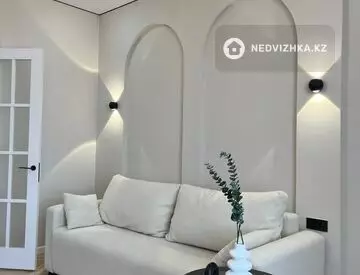 2-комнатная квартира, этаж 13 из 14, 63 м²