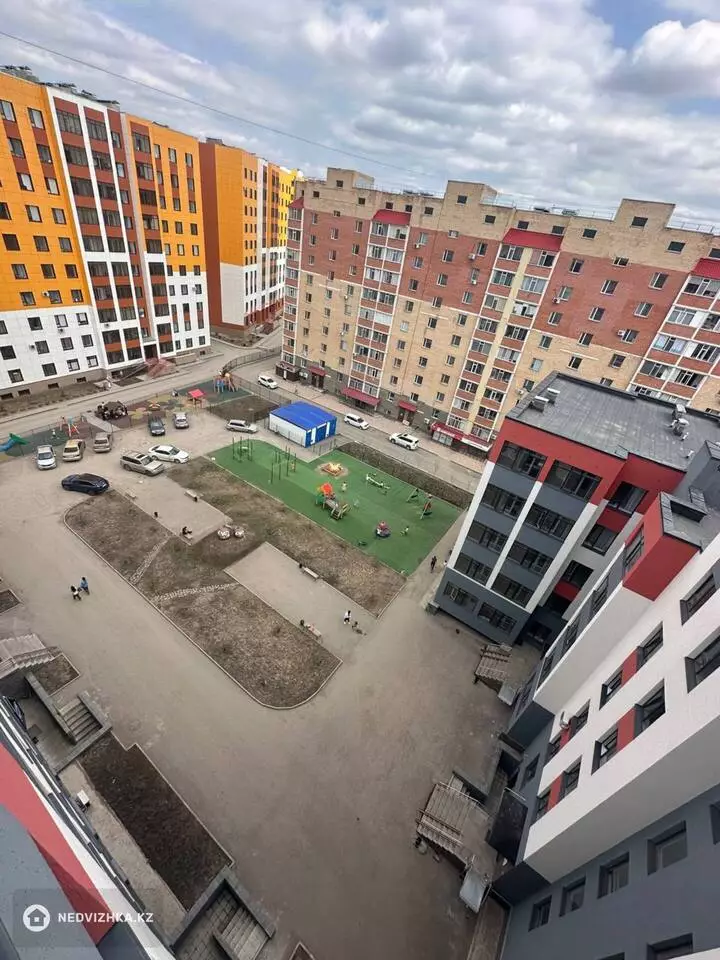 60 м², 2-комнатная квартира, этаж 1 из 10, 60 м², изображение - 1