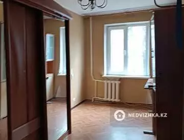 4-комнатная квартира, этаж 2 из 4, 73 м²