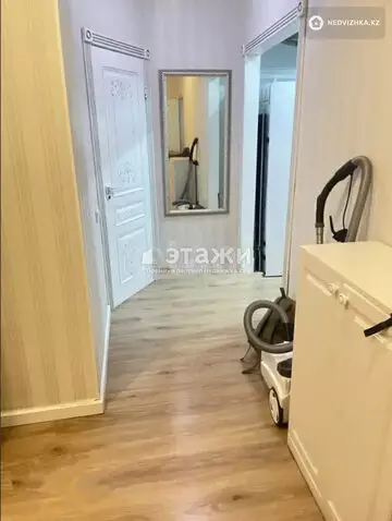 3-комнатная квартира, этаж 24 из 24, 60 м²