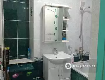 4-комнатная квартира, этаж 5 из 5, 63 м²