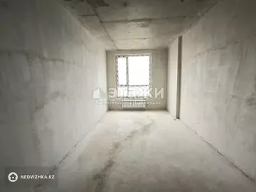 2-комнатная квартира, этаж 5 из 12, 72 м²