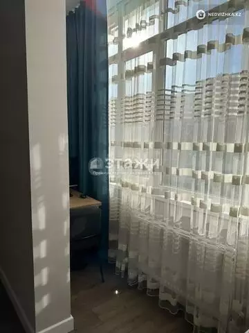 2-комнатная квартира, этаж 9 из 17, 50 м²