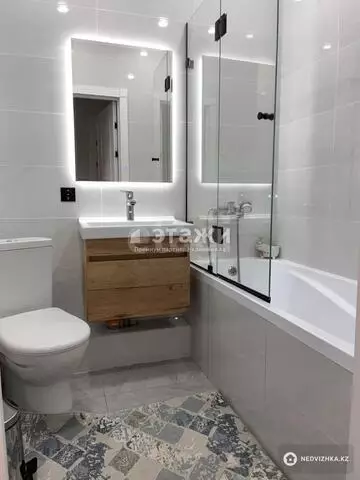 3-комнатная квартира, этаж 6 из 9, 82 м²