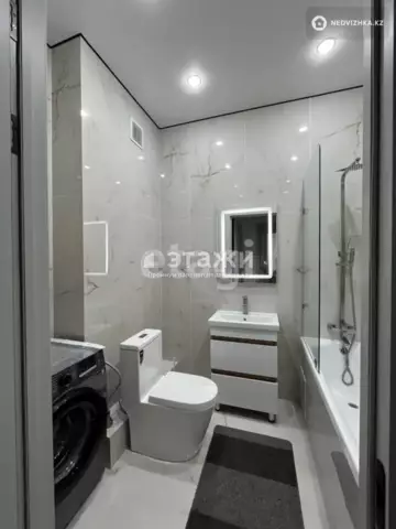 4-комнатная квартира, этаж 2 из 17, 127 м²