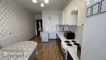 2-комнатная квартира, этаж 8 из 12, 73 м²