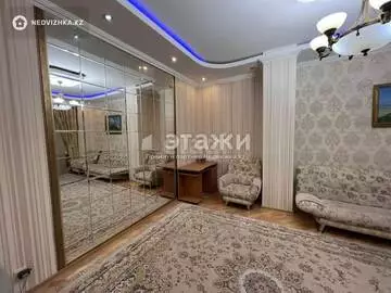 82.7 м², 2-комнатная квартира, этаж 8 из 12, 83 м², изображение - 2