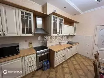 82.7 м², 2-комнатная квартира, этаж 8 из 12, 83 м², изображение - 4