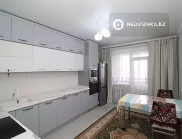 2-комнатная квартира, этаж 4 из 13, 77 м²