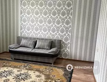 2-комнатная квартира, этаж 2 из 8, 40 м²