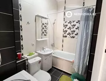 1-комнатная квартира, этаж 12 из 12, 40 м²