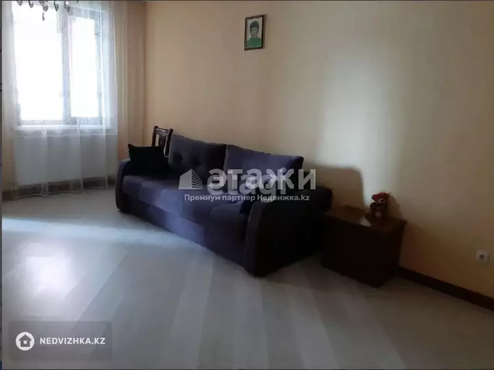 54 м², 2-комнатная квартира, этаж 3 из 10, 54 м², изображение - 1