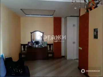 54 м², 2-комнатная квартира, этаж 3 из 10, 54 м², изображение - 1