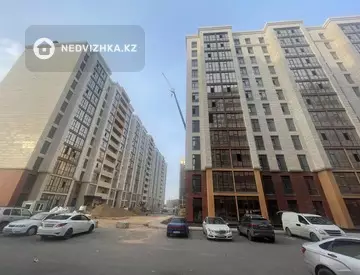 1-комнатная квартира, этаж 4 из 12, 43 м²