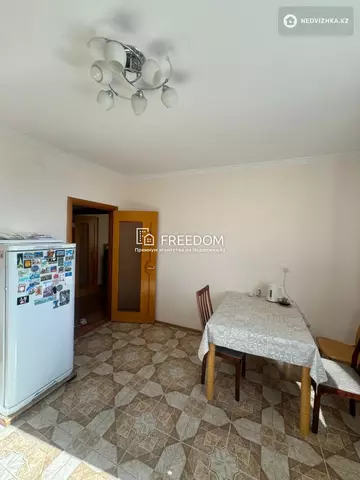 2-комнатная квартира, этаж 7 из 9, 90 м²