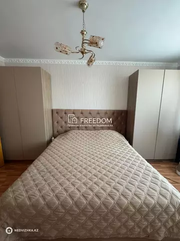 2-комнатная квартира, этаж 7 из 9, 90 м²