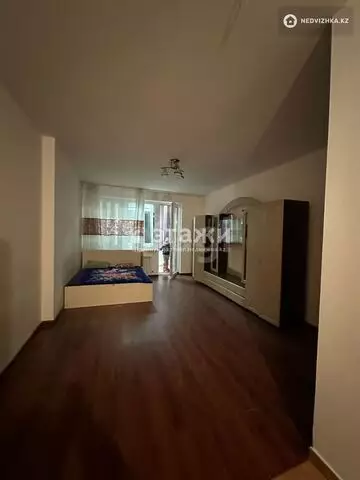 1-комнатная квартира, этаж 1 из 7, 44 м²