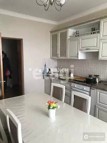 2-комнатная квартира, этаж 6 из 10, 70 м²