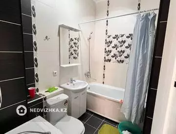 1-комнатная квартира, этаж 12 из 12, 40 м²