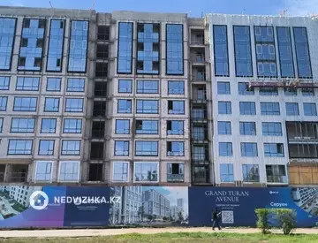 3-комнатная квартира, этаж 3 из 9, 106 м²