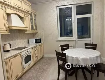 3-комнатная квартира, этаж 15 из 21, 126 м²