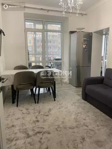 3-комнатная квартира, этаж 6 из 10, 100 м²