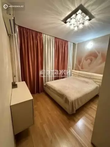 3-комнатная квартира, этаж 4 из 9, 74 м²