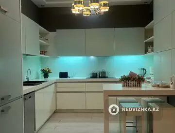 3-комнатная квартира, этаж 2 из 10, 120 м²