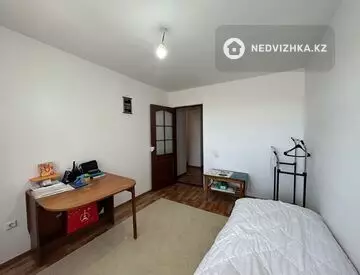 2-комнатная квартира, этаж 4 из 9, 56 м²