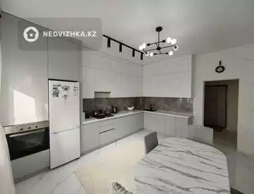 2-комнатная квартира, этаж 5 из 5, 96 м²