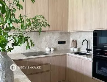 95 м², 2-комнатная квартира, этаж 4 из 4, 95 м², изображение - 0