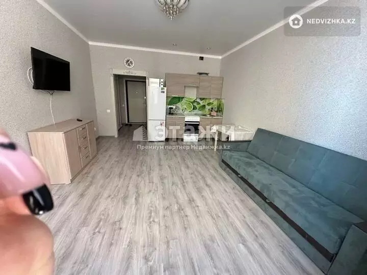 30 м², 1-комнатная квартира, этаж 2 из 10, 30 м², изображение - 1