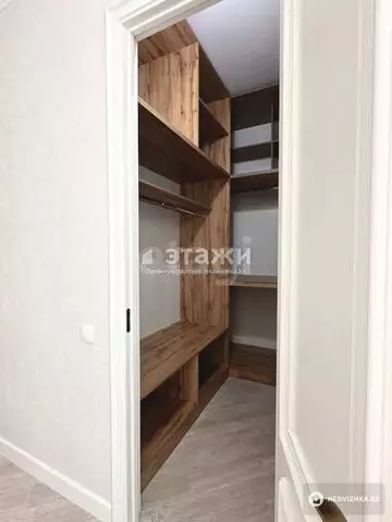 4-комнатная квартира, этаж 7 из 11, 133 м²