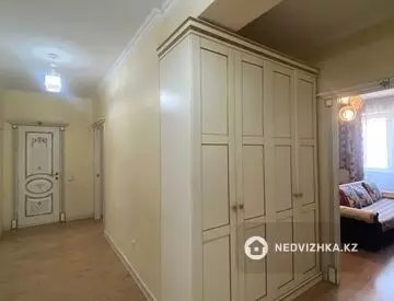 83 м², 3-комнатная квартира, этаж 3 из 12, 83 м², изображение - 2