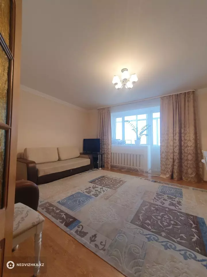 80 м², 3-комнатная квартира, этаж 1 из 5, 80 м², изображение - 1