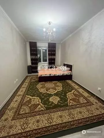 1-комнатная квартира, этаж 2 из 12, 45 м²