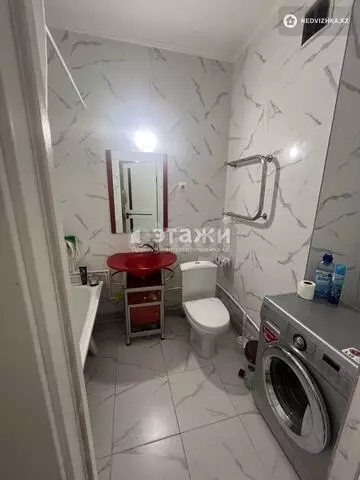 1-комнатная квартира, этаж 2 из 12, 45 м²