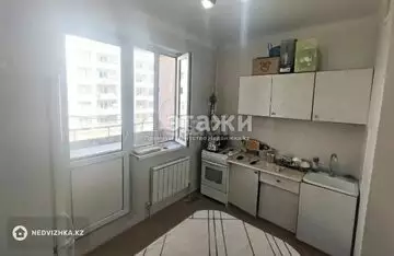 2-комнатная квартира, этаж 3 из 5, 62 м²